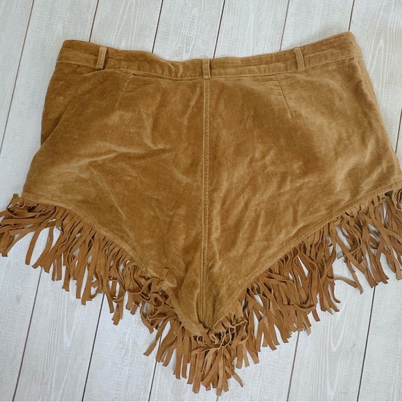 Chasing Unicorns Fringe Velvet Lace Up Shorts Large - Picture 2 of 3